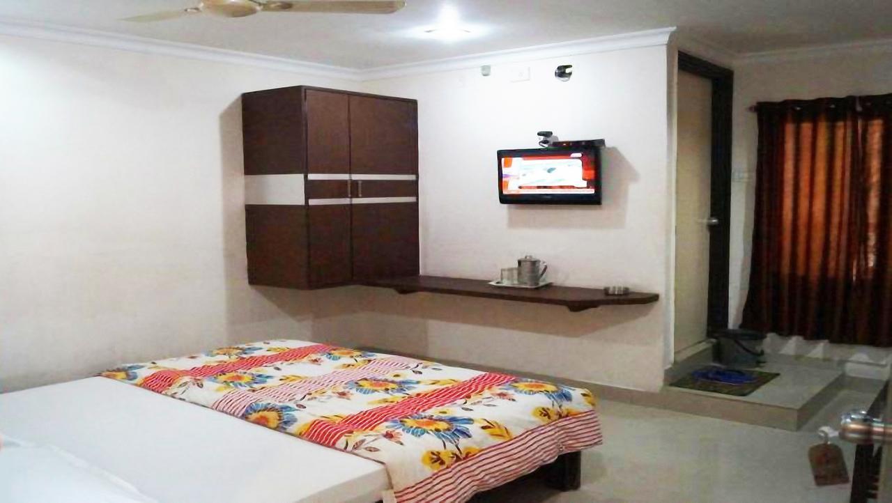 Vaishnavi Group Of Hotels Hyderabad Ngoại thất bức ảnh